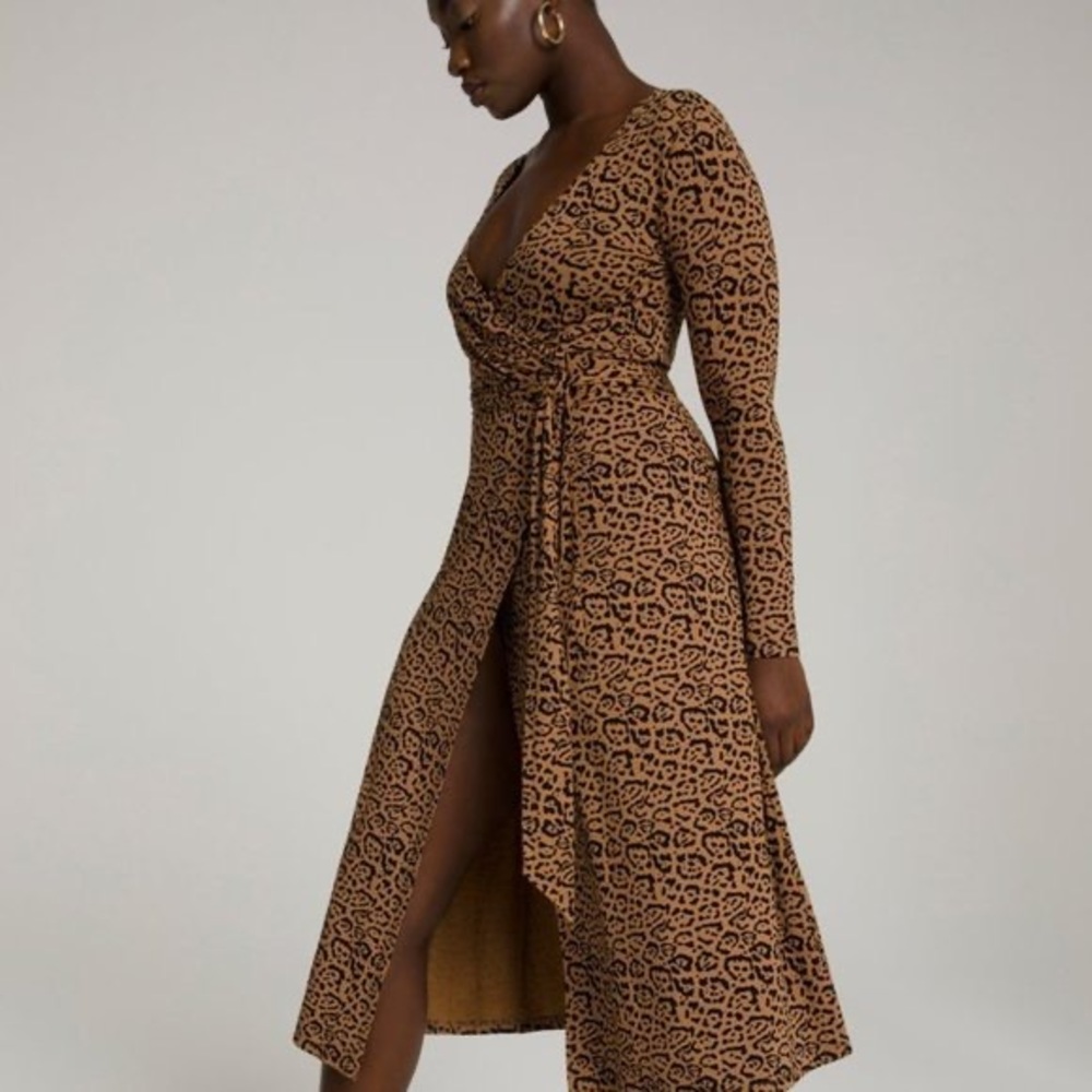 Good American leopard print wrap dress. Size 1